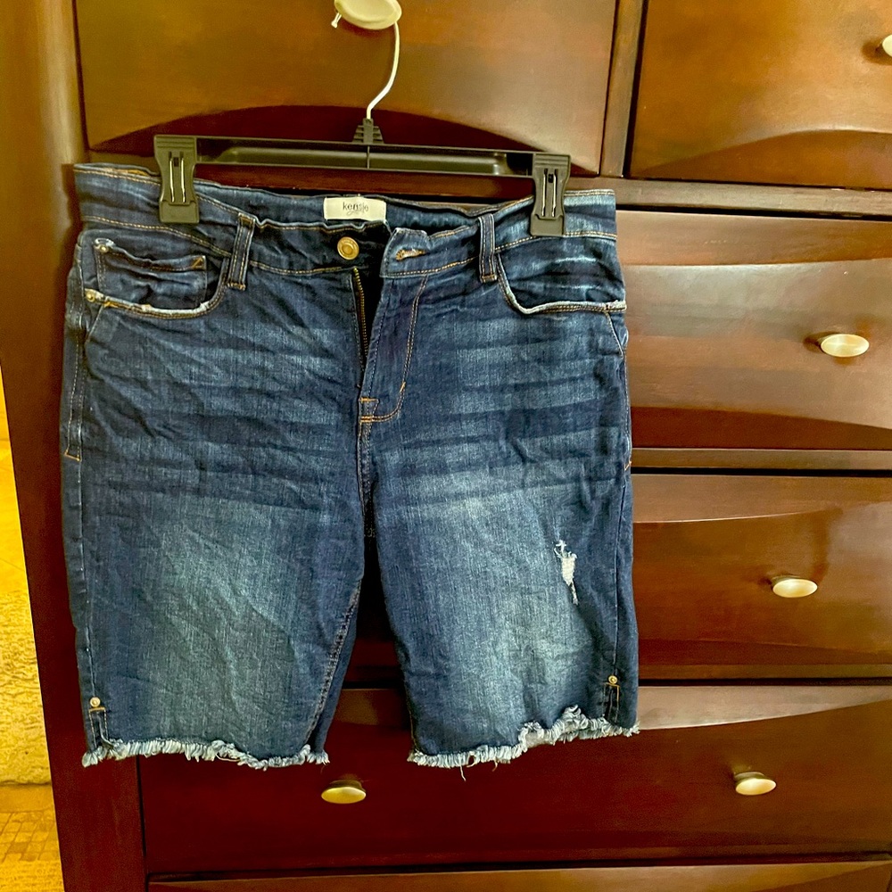 Teen girl denim shorts